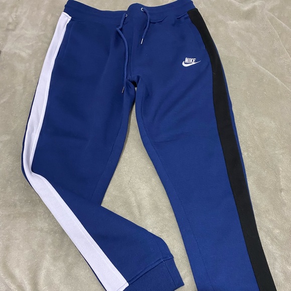 Blue Nike Sweatsuit - Picture 3 of 6
